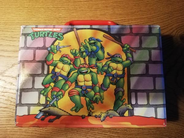Hörspielkassettenkoffer Teenage Mutant Hero Turtles 1991 Mirage Records für 16 Kasetten